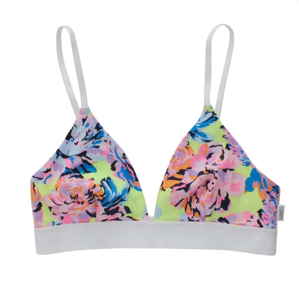 Hanes ComfortFlex Fit Wireless Triangle Bra NWT
Size Large. Multicolor.